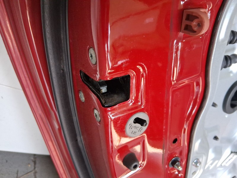 Recambio de cerradura puerta trasera izquierda para hyundai i30 (fd) 1.6 crdi referencia OEM IAM 814102L010  