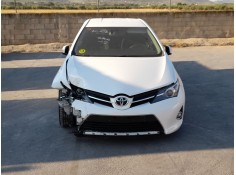 TOYOTA AURIS (_E18_)