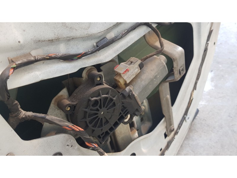 Recambio de elevalunas trasero derecho para chrysler 300c (lx, le) 3.0 crd referencia OEM IAM 05065472AF  