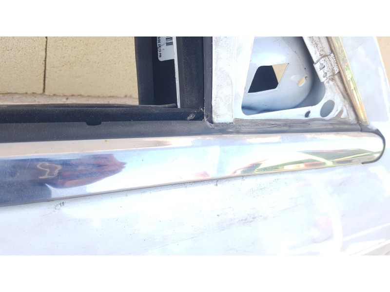 Recambio de puerta delantera derecha para chrysler 300c (lx, le) 3.0 crd referencia OEM IAM 05134170AP MOLDURA TOCADA 