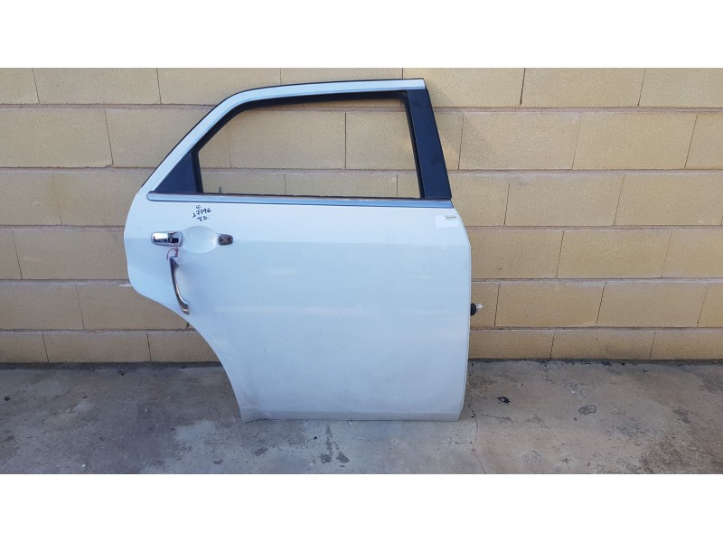 Recambio de puerta trasera derecha para chrysler 300c (lx, le) 3.0 crd referencia OEM IAM 68056514AB  