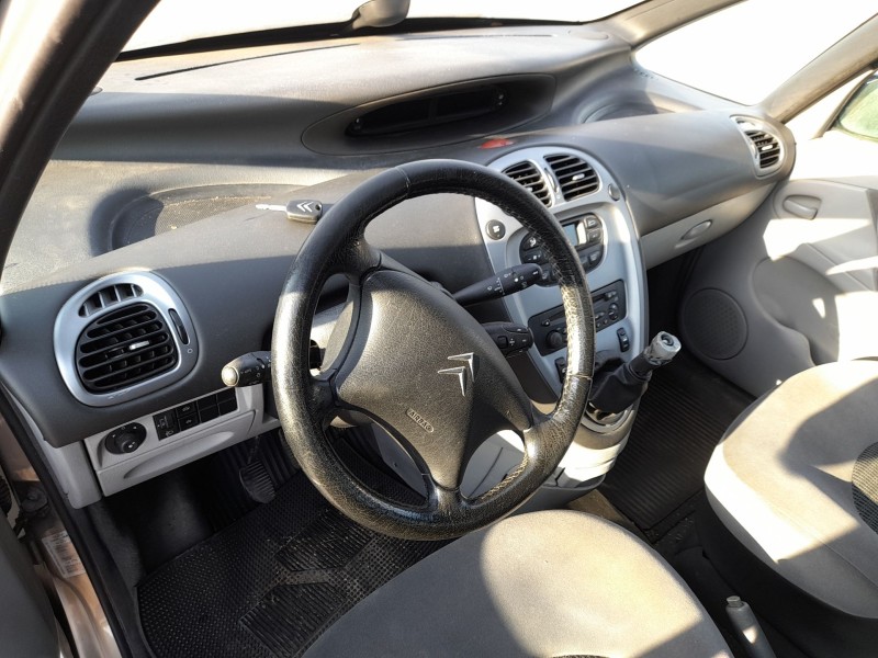 citroën xsara picasso (n68) del año 2007