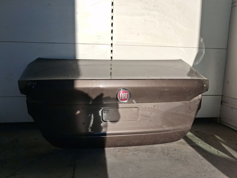 Recambio de tapa maletero para fiat tipo sedán (356_, 357_) 1.4 (356sxa1b) referencia OEM IAM 52092820  