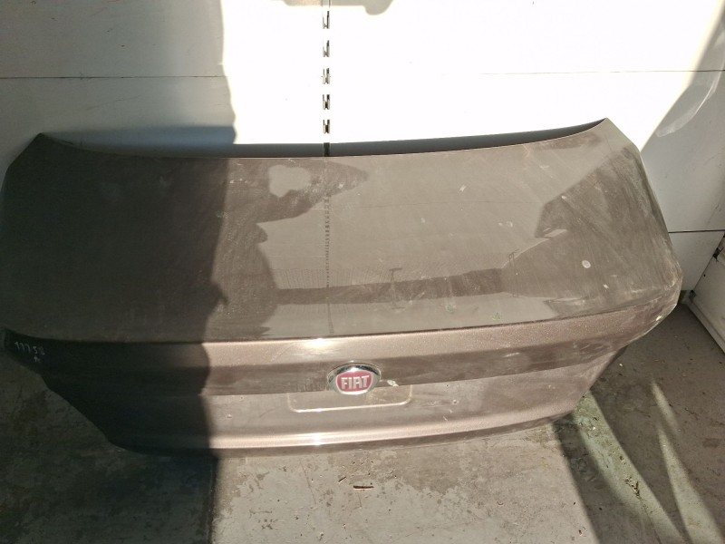 Recambio de tapa maletero para fiat tipo sedán (356_, 357_) 1.4 (356sxa1b) referencia OEM IAM 52092820  