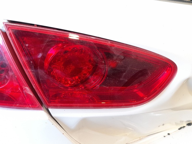 Recambio de piloto trasero izquierdo interior para seat leon (1p1) 1.6 tdi referencia OEM IAM 1P0945107D  