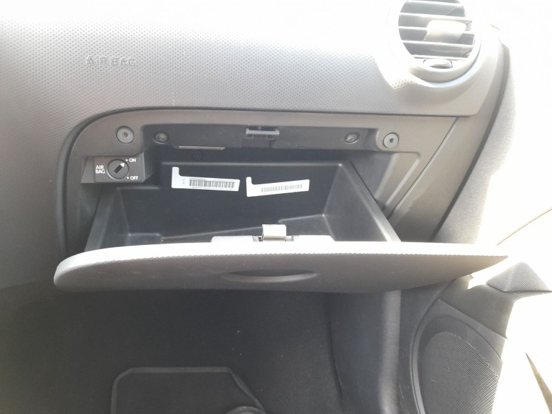 Recambio de guantera para seat leon (1p1) 1.6 tdi referencia OEM IAM 1P1857121A1MM  