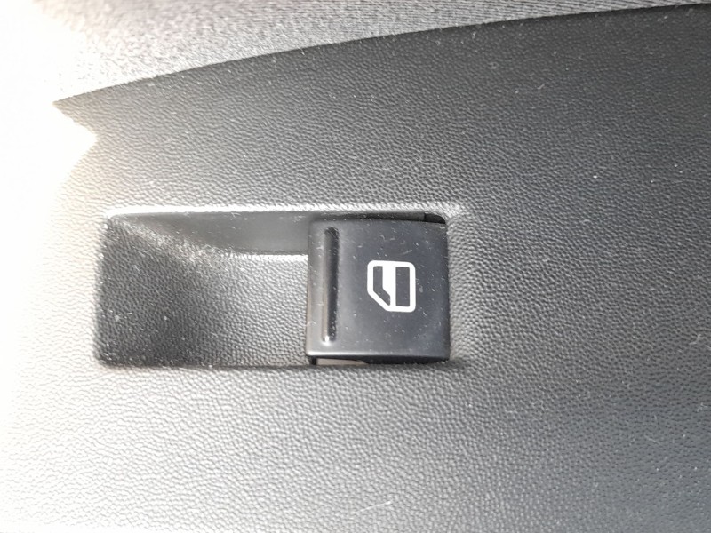 Recambio de mando elevalunas delantero derecho para seat leon (1p1) 1.6 tdi referencia OEM IAM 7L6959855CREH  