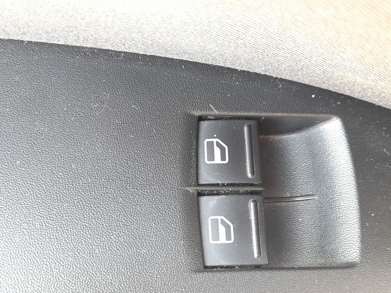 Recambio de mando elevalunas delantero izquierdo para seat leon (1p1) 1.6 tdi referencia OEM IAM 1K3959857CREH  