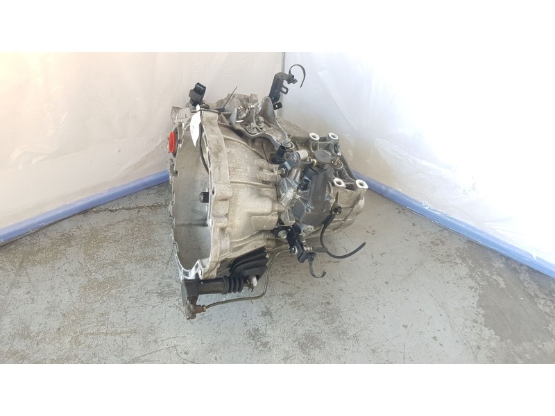 Recambio de caja cambios para hyundai i30 (fd) 1.6 crdi referencia OEM IAM WAJ6H 4300032350 262632