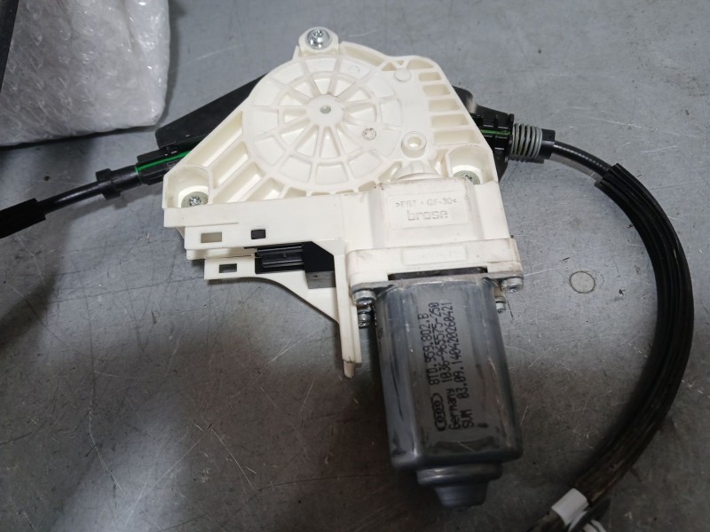 Recambio de elevalunas delantero derecho para audi a5 sportback (8ta) 2.0 tdi referencia OEM IAM 8T8837462B  