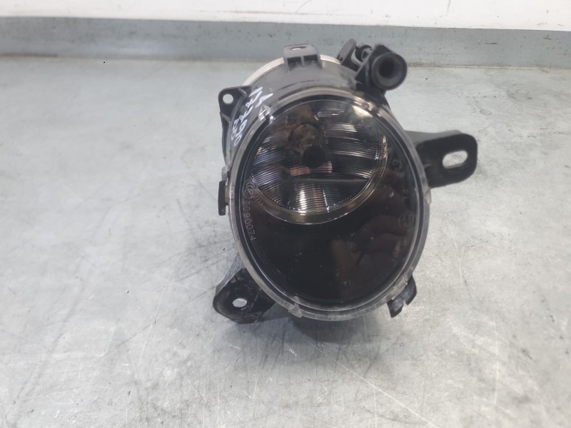 Recambio de faro antiniebla derecho para opel corsa e (x15) 1.4 (08, 68) referencia OEM IAM 13253626  