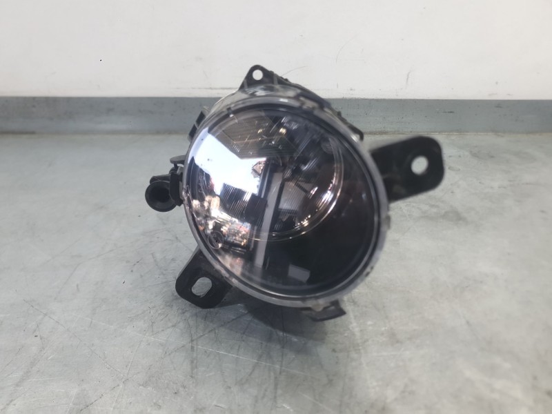 Recambio de faro antiniebla izquierdo para opel corsa e (x15) 1.4 (08, 68) referencia OEM IAM 13253625  