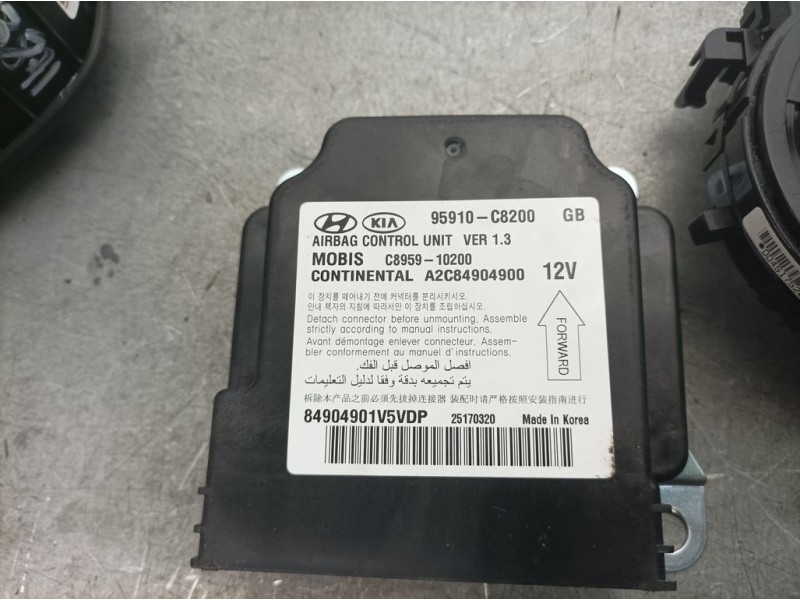 Recambio de kit airbag para hyundai i20 classic referencia OEM IAM 56900C8000  CON PRETENSORES