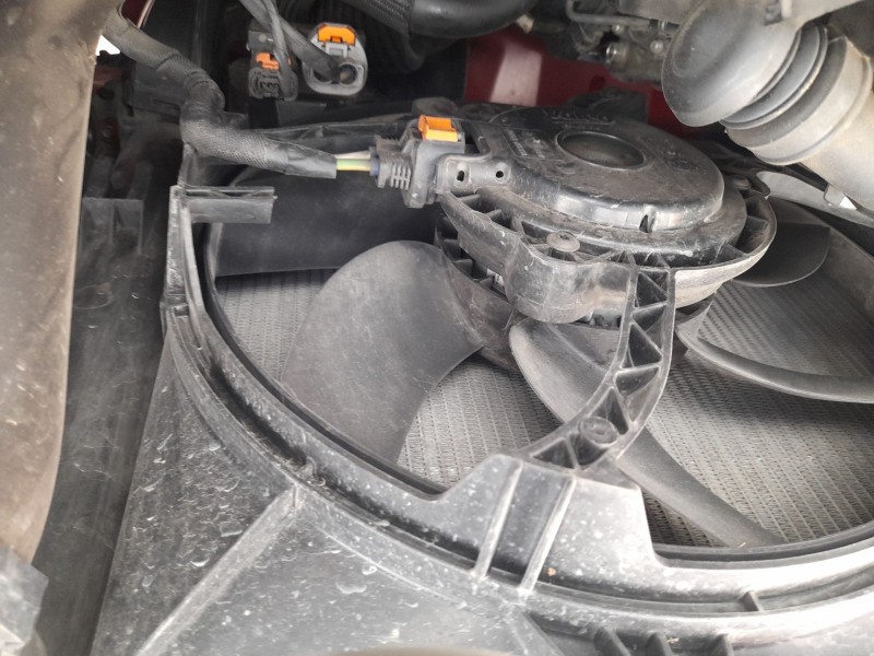 Recambio de electroventilador para citroën ds3 (sa_) 1.4 hdi 70 (sa8hp4) referencia OEM IAM 9812028580  
