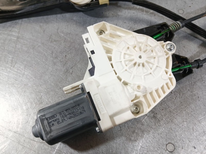 Recambio de elevalunas trasero izquierdo para audi a5 sportback (8ta) 2.0 tdi referencia OEM IAM 8T8839461C  