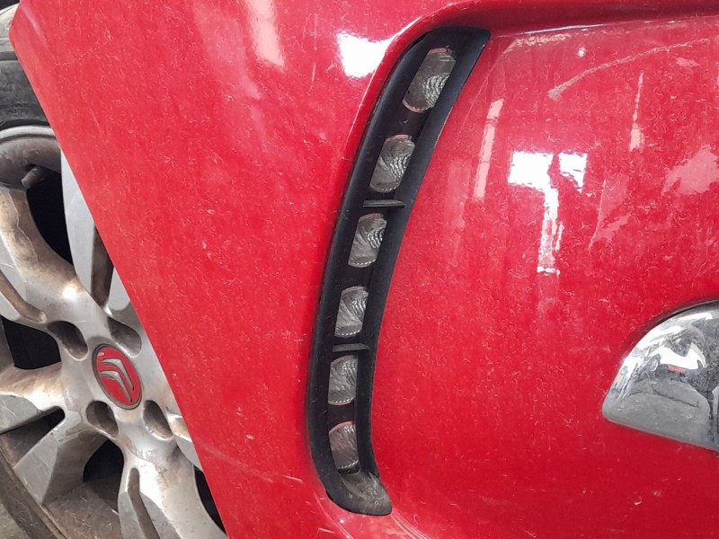 Recambio de piloto derecho luz diurna para citroën ds3 (sa_) 1.4 hdi 70 (sa8hp4) referencia OEM IAM 6206R8  