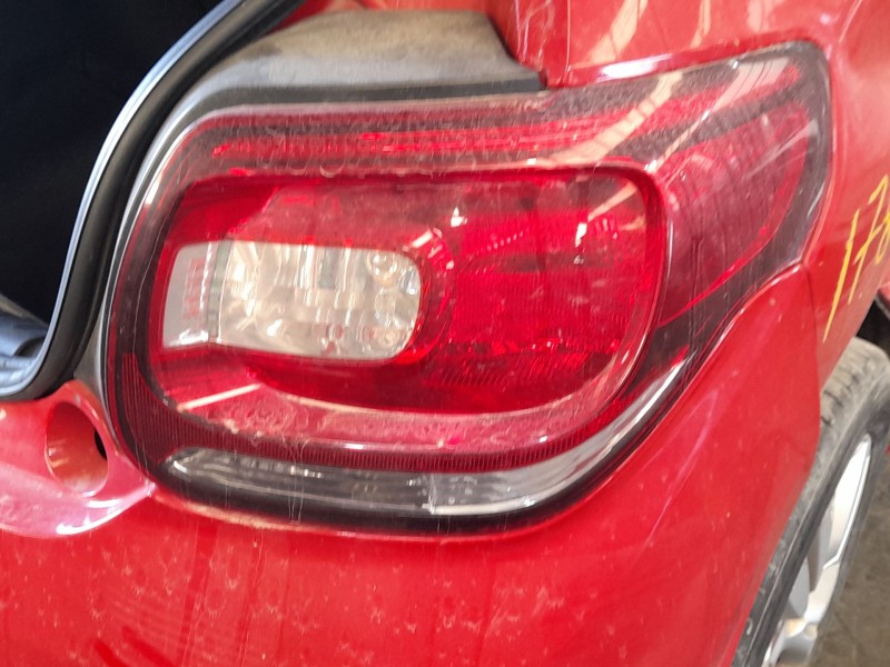 Recambio de piloto trasero derecho para citroën ds3 (sa_) 1.4 hdi 70 (sa8hp4) referencia OEM IAM 9676973380  