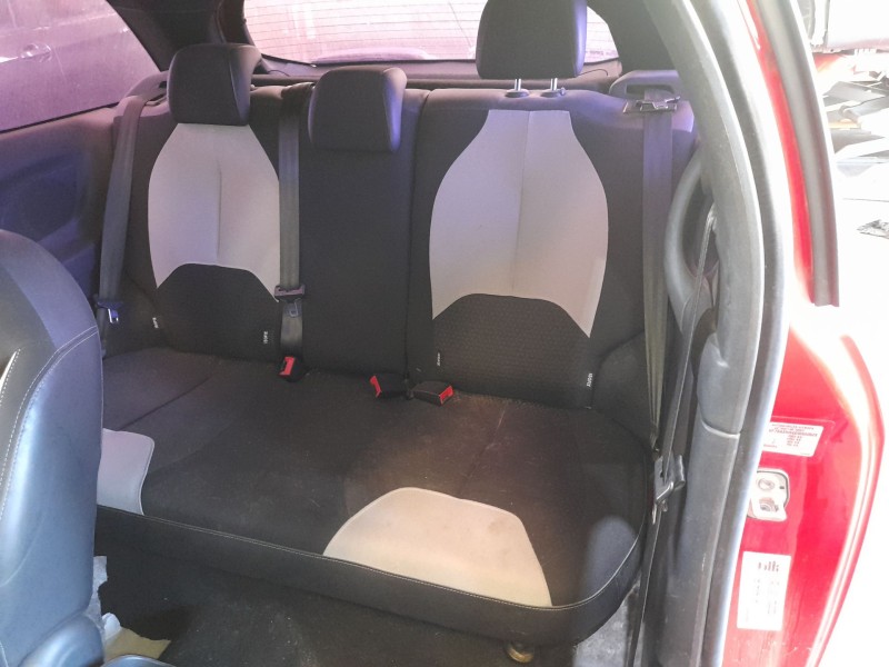Recambio de asientos traseros para citroën ds3 (sa_) 1.4 hdi 70 (sa8hp4) referencia OEM IAM   