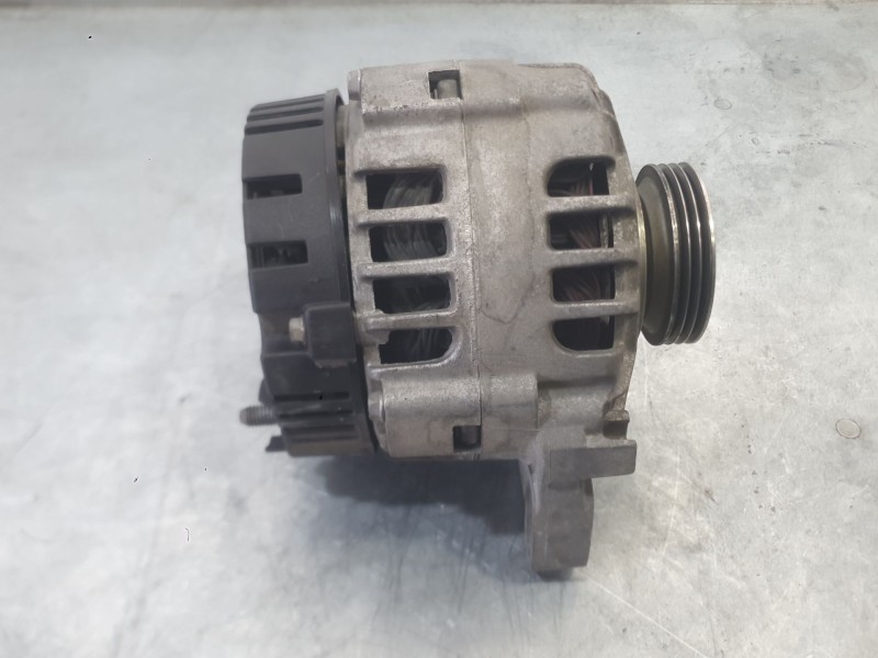 Recambio de alternador para dacia sandero (bs_) 1.2 16v referencia OEM IAM 231007309R 231008344R 