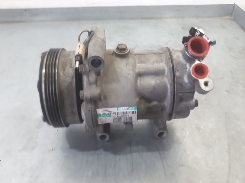 Recambio de compresor aire acondicionado para dacia sandero (bs_) 1.2 16v referencia OEM IAM 8200840899 7711497510 