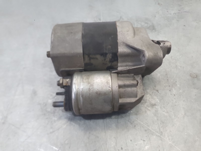 Recambio de motor arranque para dacia sandero (bs_) 1.2 16v referencia OEM IAM 8200369521 233008504R 