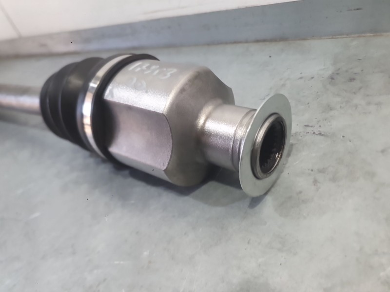 Recambio de transmision delantera derecha para dacia sandero (bs_) 1.2 16v referencia OEM IAM 8200985007 391001251R 