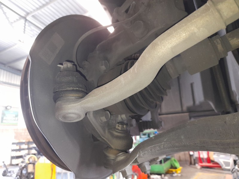 Recambio de mangueta delantera izquierda para toyota auris (_e18_) 2.0 d-4d (ade186_) referencia OEM IAM 4321205090  