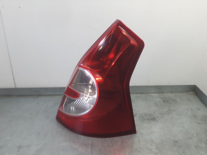 Recambio de piloto trasero derecho para dacia sandero (bs_) 1.2 16v referencia OEM IAM 8200734824  