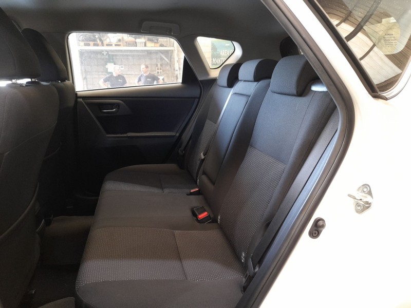 Recambio de asientos traseros para toyota auris (_e18_) 2.0 d-4d (ade186_) referencia OEM IAM   
