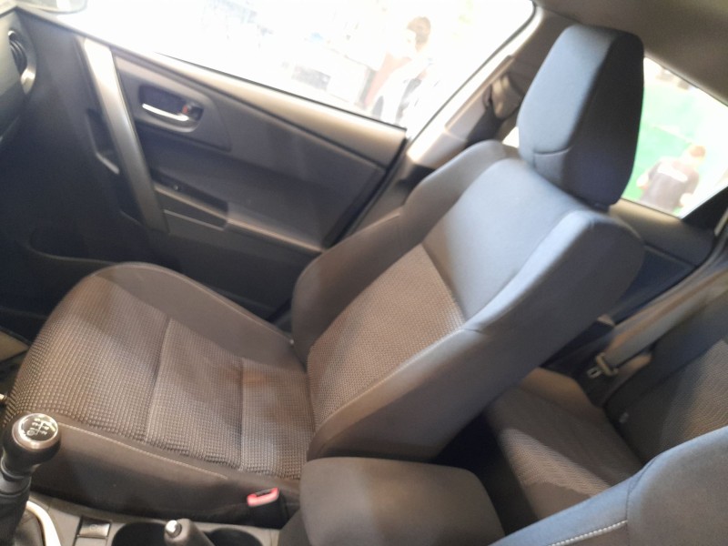 Recambio de asiento delantero derecho para toyota auris (_e18_) 2.0 d-4d (ade186_) referencia OEM IAM  C/AIRBAG 