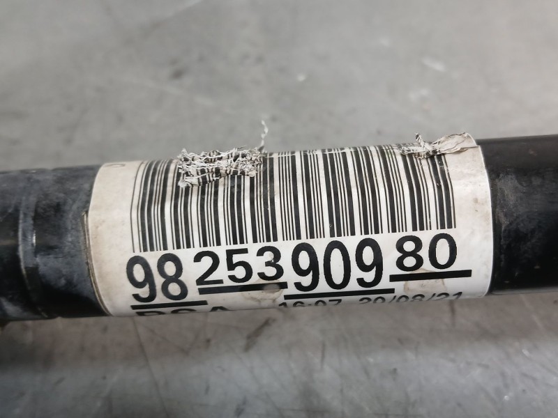 Recambio de transmision delantera derecha para opel corsa f (p2jo) 1.2 (68) referencia OEM IAM 1647577680 9825390980 