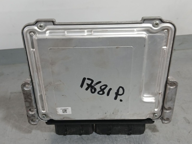 Recambio de centralita motor uce para opel corsa f (p2jo) 1.2 (68) referencia OEM IAM 1686953880  