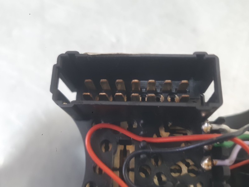 Recambio de mando luces y limpia para dacia sandero (bs_) 1.2 16v referencia OEM IAM 6001551361  6001551357