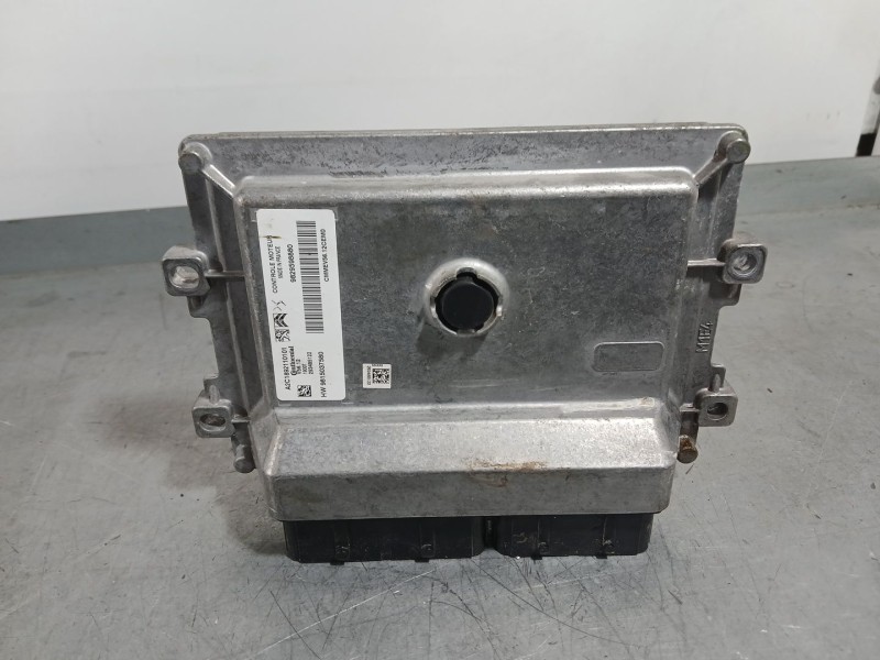 Recambio de centralita motor uce para citroën c3 iii (sx) 1.2 puretech 82 referencia OEM IAM   