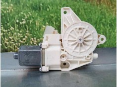 MOTOR ELEVALUNAS DELANTERO IZQUIERDO A2469065100 933865100 BROSE