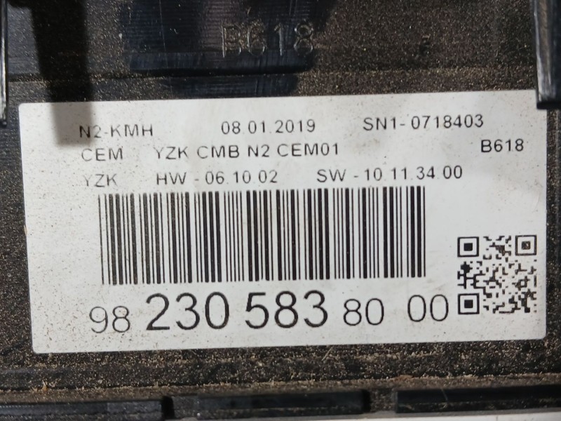Recambio de cuadro instrumentos para citroën c3 iii (sx) 1.2 puretech 82 referencia OEM IAM 9823058380  