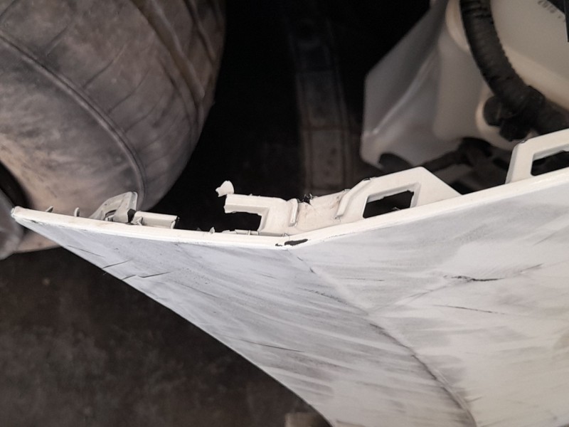 Recambio de paragolpes delantero para kia rio iv (yb, sc, fb) 1.25 referencia OEM IAM 86511H8000  