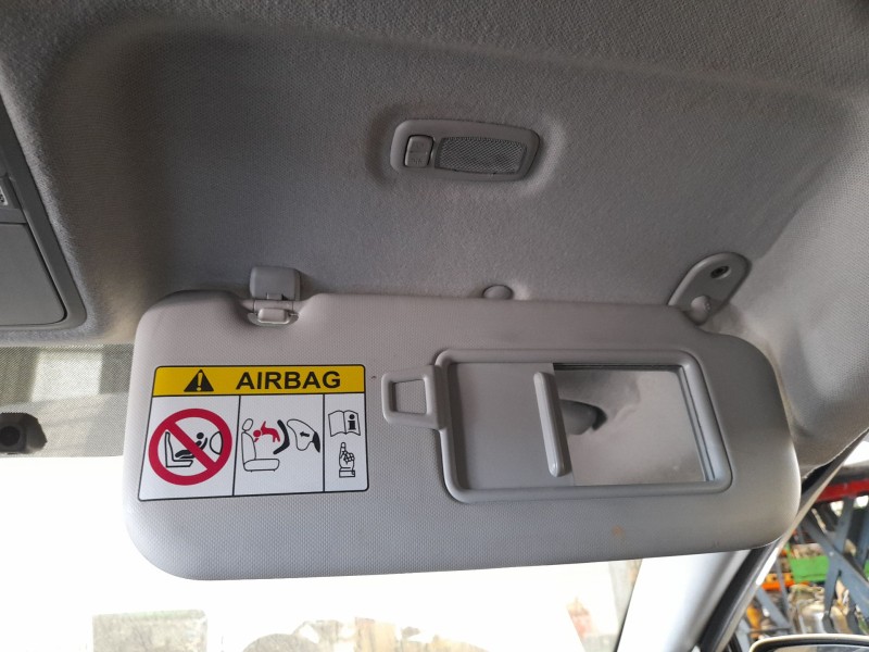 Recambio de parasol derecho para kia rio iv (yb, sc, fb) 1.25 referencia OEM IAM 85220H8010BF3  