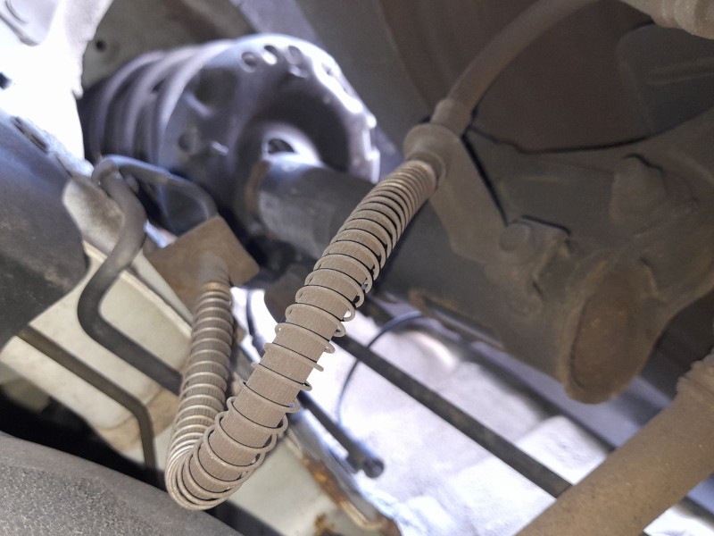 Recambio de amortiguador delantero izquierdo para kia rio iv (yb, sc, fb) 1.25 referencia OEM IAM 54650H8100  