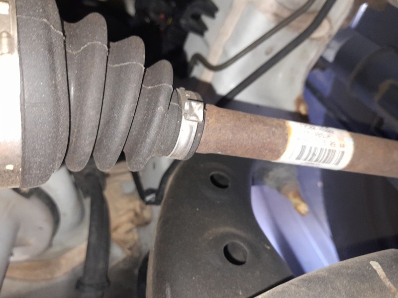 Recambio de transmision delantera izquierda para kia rio iv (yb, sc, fb) 1.25 referencia OEM IAM 49500H8000  