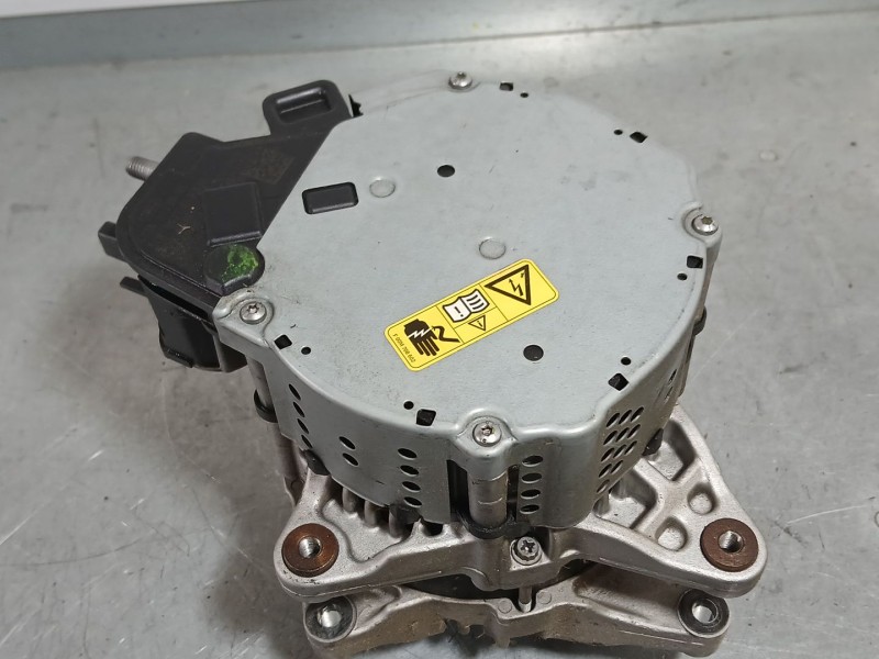 Recambio de alternador para ford focus st-line referencia OEM IAM L1TA11238BC  