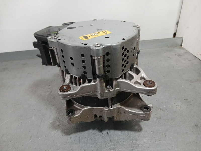 Recambio de alternador para ford focus st-line referencia OEM IAM L1TA11238BC  