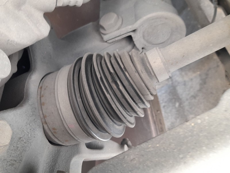 Recambio de transmision delantera derecha para renault grand scénic iii (jz0/1_) 1.5 dci referencia OEM IAM 391006777R  