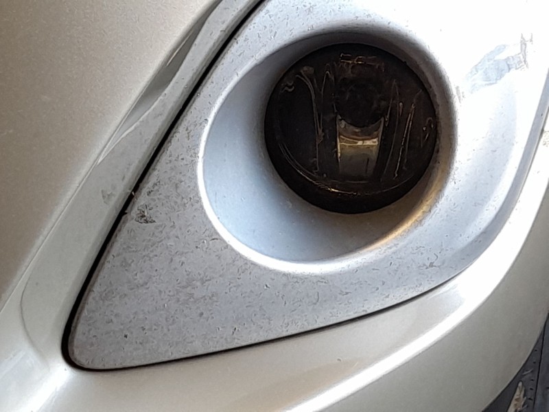 Recambio de faro antiniebla izquierdo para renault grand scénic iii (jz0/1_) 1.5 dci referencia OEM IAM 8200074008  