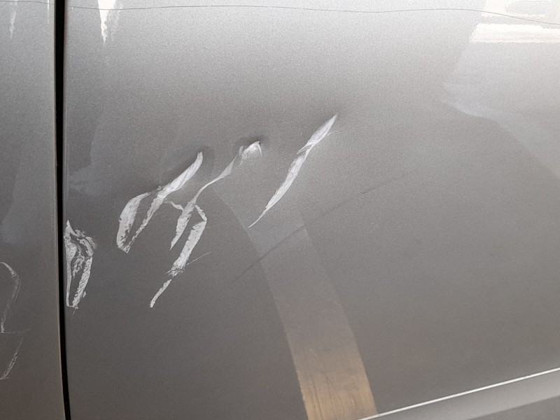 Recambio de puerta delantera izquierda para renault grand scénic iii (jz0/1_) 1.5 dci referencia OEM IAM 801014883R TOCADA 