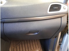 Recambio de guantera para renault grand scénic iii (jz0/1_) 1.5 dci referencia OEM IAM 682521686R 681080026R 