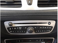 SISTEMA AUDIO / RADIO CD 281158115R 