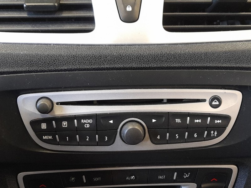 Recambio de sistema audio / radio cd para renault grand scénic iii (jz0/1_) 1.5 dci referencia OEM IAM 281158115R  