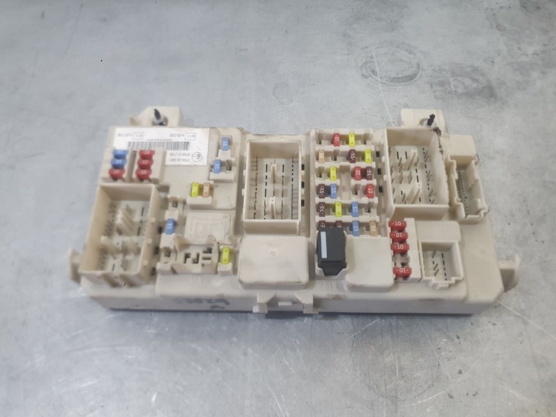 Recambio de caja reles / fusibles para ford focus ii (da_, hcp, dp) 1.6 referencia OEM IAM 2027109  