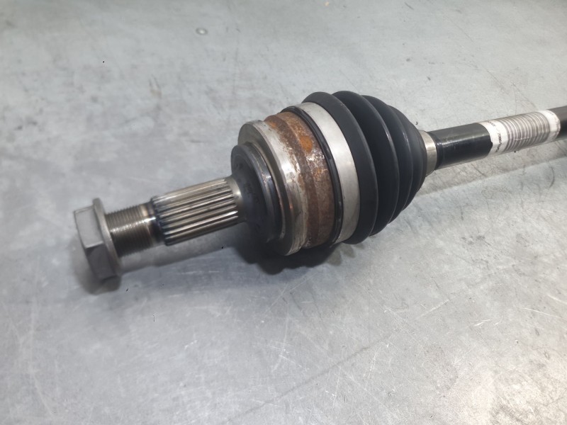 Recambio de transmision delantera derecha para peugeot 2008 ii (ud_, us_, uy_, uj_, ur_, uc_) 1.2 puretech 130 referencia OEM IA